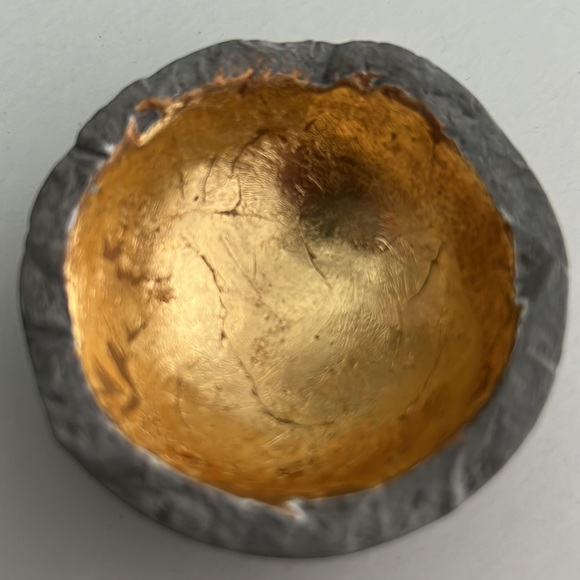 Creative Co-Op DA5827-1 Grey Cement Bowl with Gold Leaf Interior - Picture 10 of 10